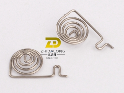定制各類(lèi)車(chē)充彈簧，壓簧，扭簧，電子彈簧